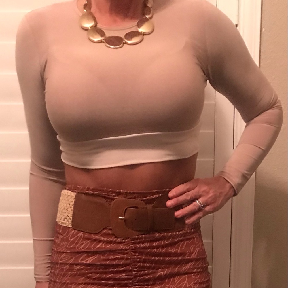 3/$25!!  Gently Used knit Crop Top, midriff top, long sleeve top, casual wear